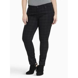 ✨Torrid Luxe Stretch Skinny Pant - Plaid Print✨